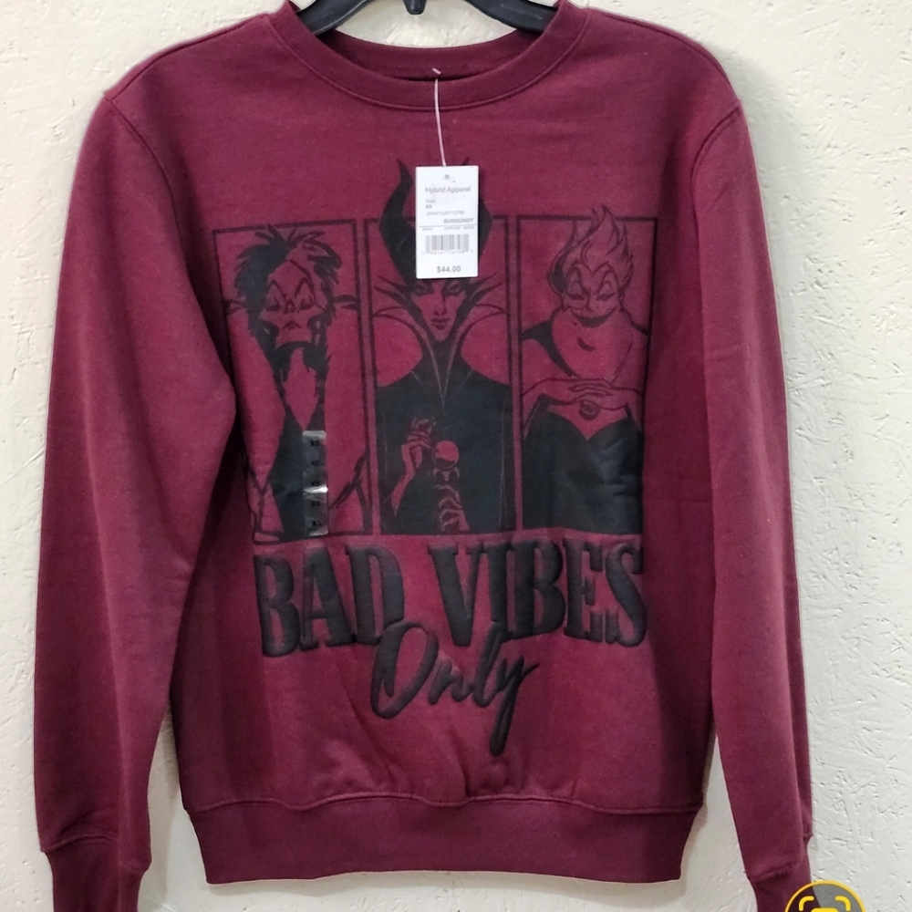 Disney Villains ' BAD VIBES ONLY‎ ' Burgundy Crewneck Long Sleeve Sweater new S